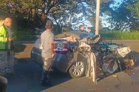 Impactante choque entre carro y bus provocó presas en la General Cañas