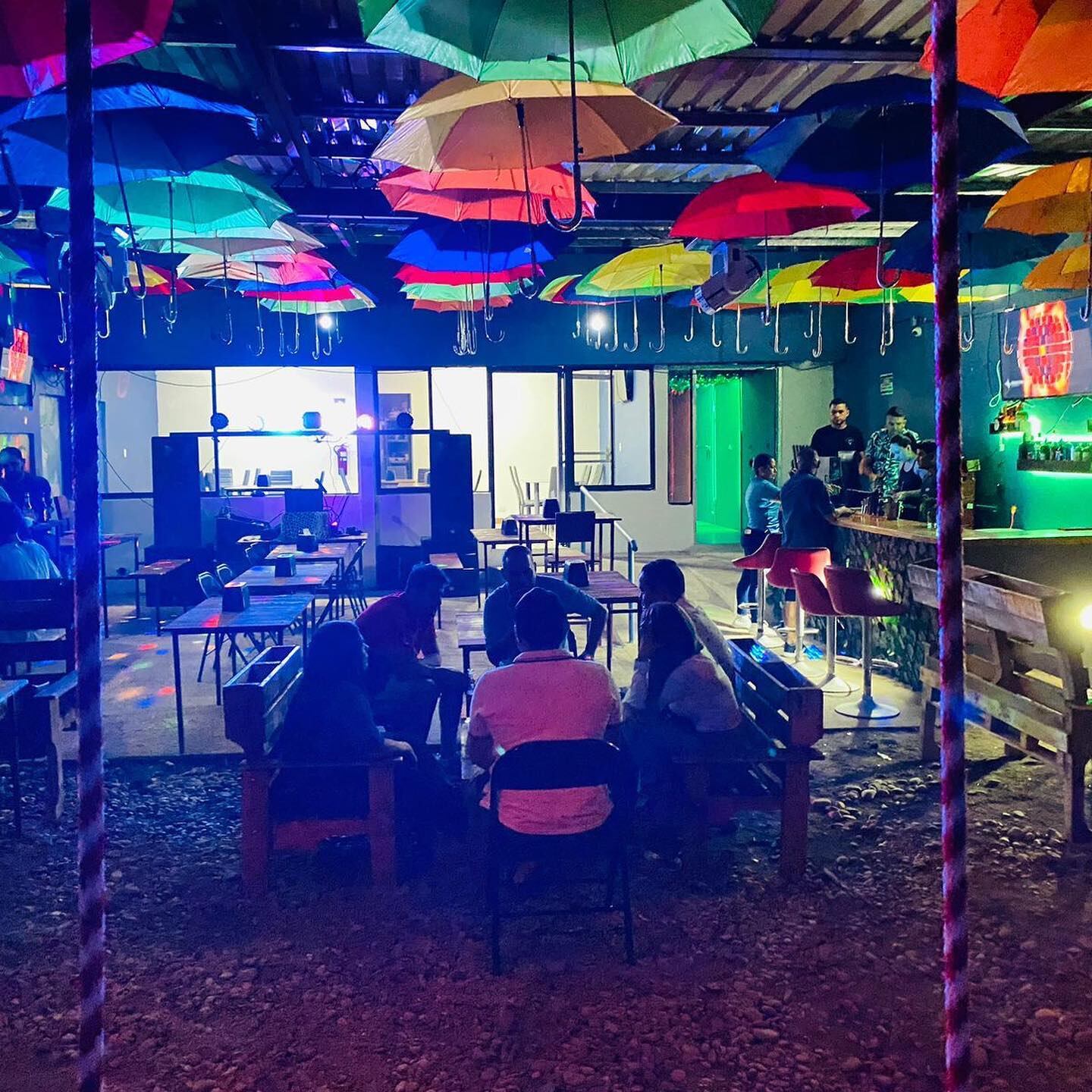 Ibiza Street Food se ubica en La Cruz, Guanacaste.