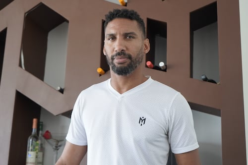 Marcel Hernández tiene seis negocios y una amplia planilla de empleados, conozca la faceta empresarial del cubano