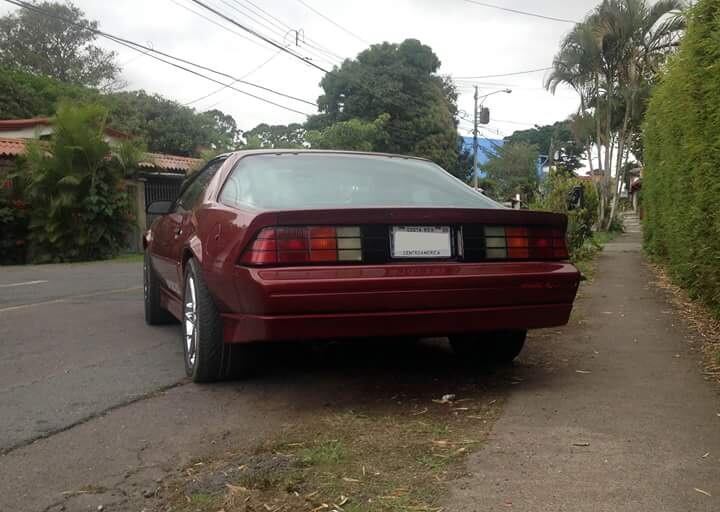 Chevrolet Camaro Iroc-Z del año 89. Cortesía.