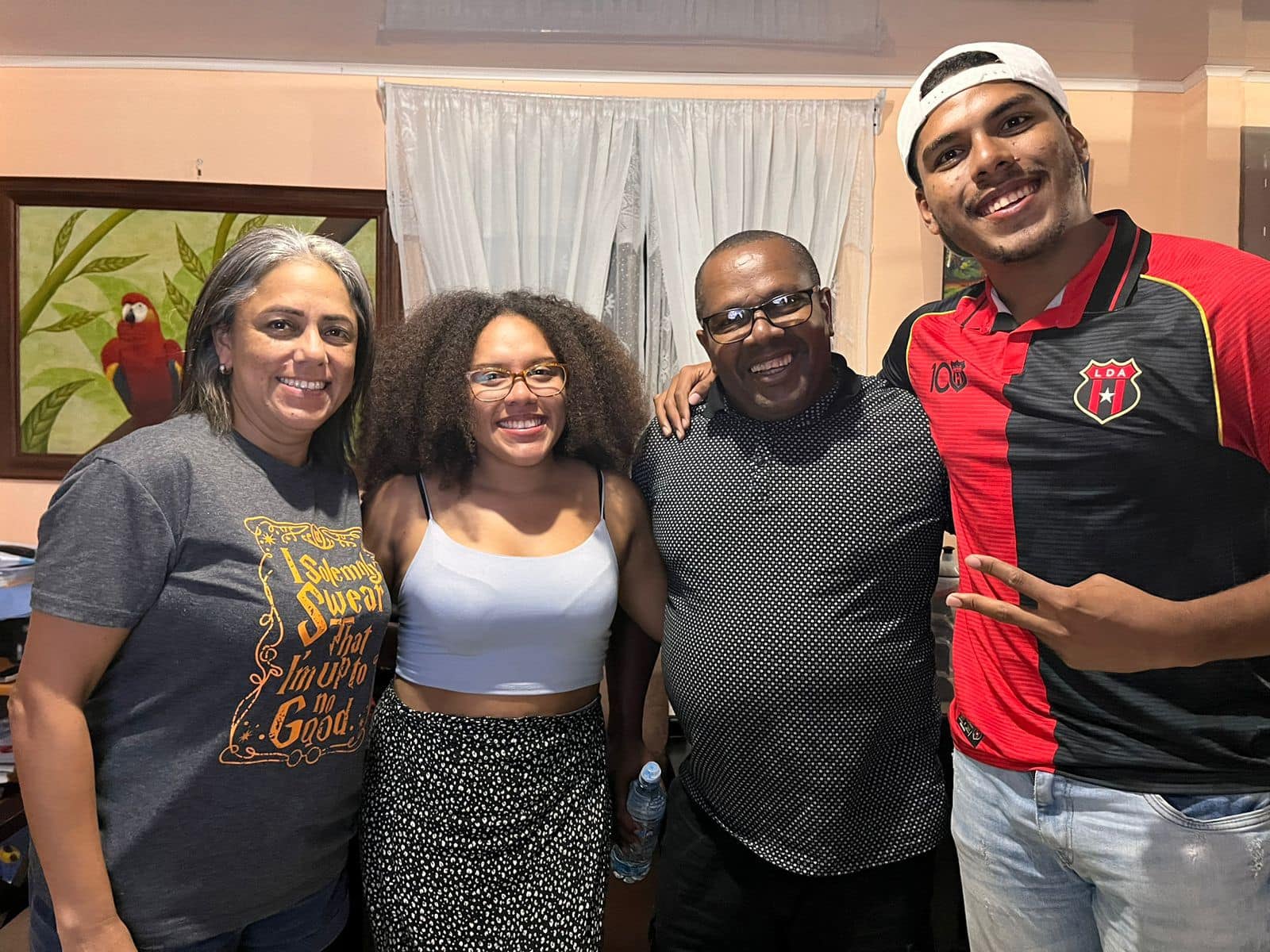 Harrick McLean tiene dos hijos y Harrick es el mayor. Facebook