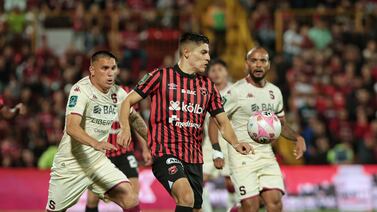 ¿Por qué cuesta tanto cumplir un calendario en Costa Rica? Esto dice el gerente de la Unafut