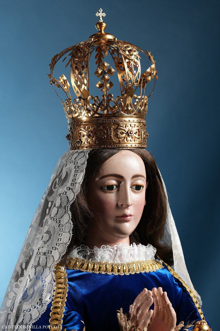 Costa Rica se vistió de fe y devoción este domingo 27 de abril con la tradicional romería hacia el Valle de Ujarrás, en el marco del 70 aniversario de la coronación pontificia de la virgen de Ujarrás, la primitiva primera patrona del país