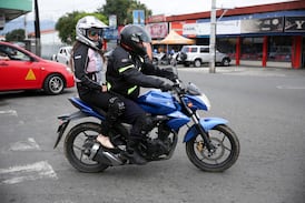¡Parece mentira! 5.297 motociclistas recibieron una multa de ¢123 mil este año por algo que cuesta creer