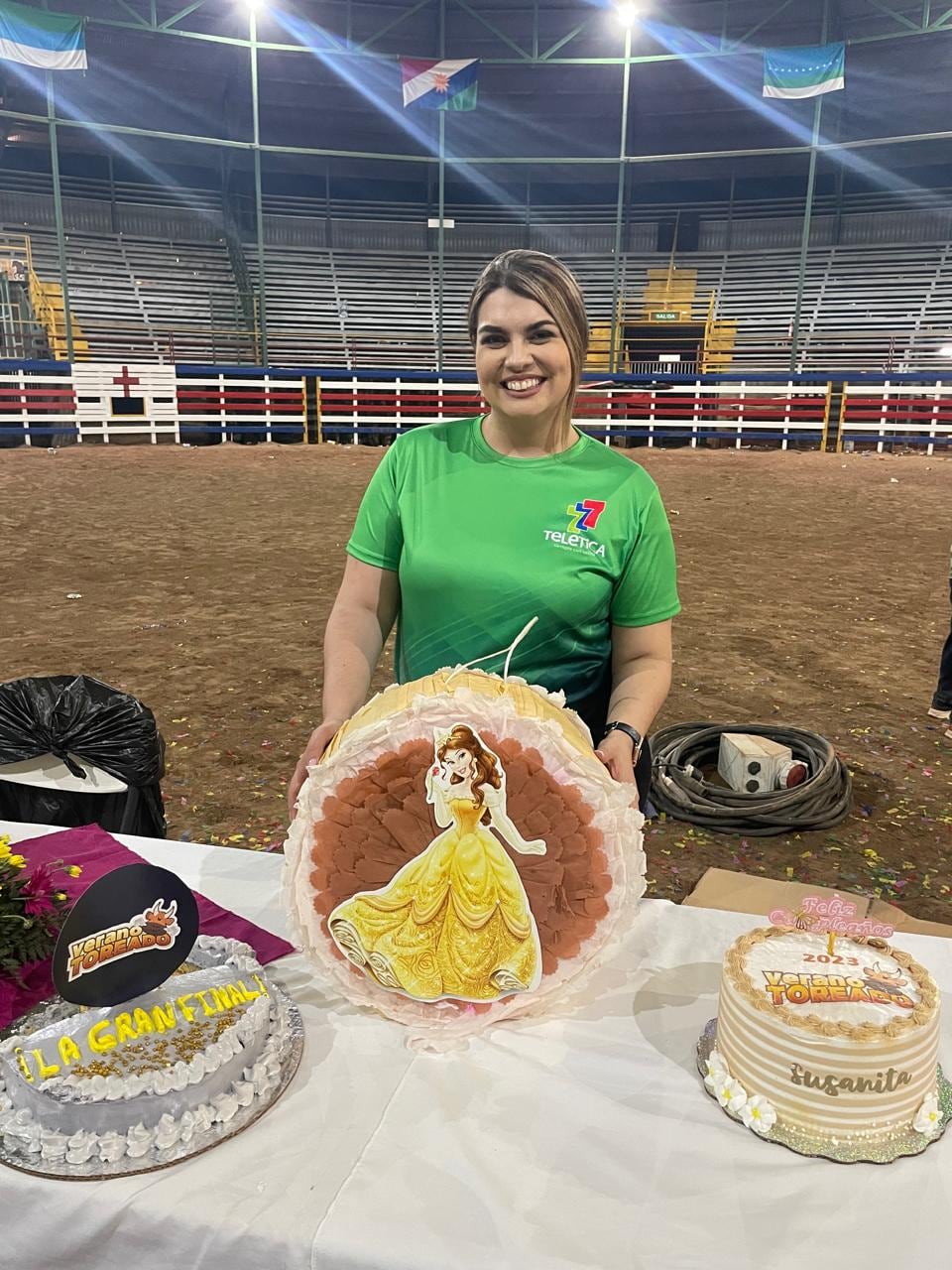 Susana Peña, periodista de Teletica y miembro del elenco de Verano Toreado.