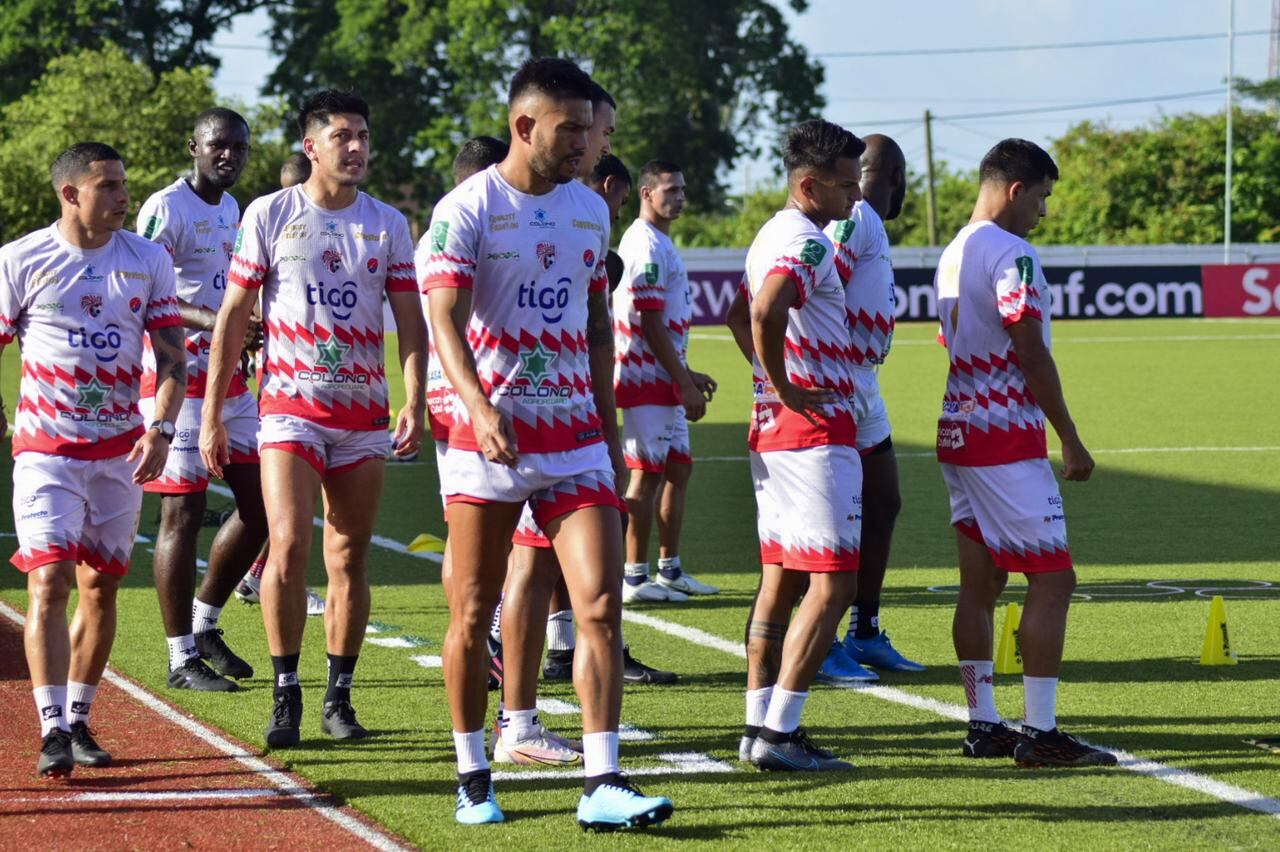 Santos, entrenamiento en Belice, Concacaf
