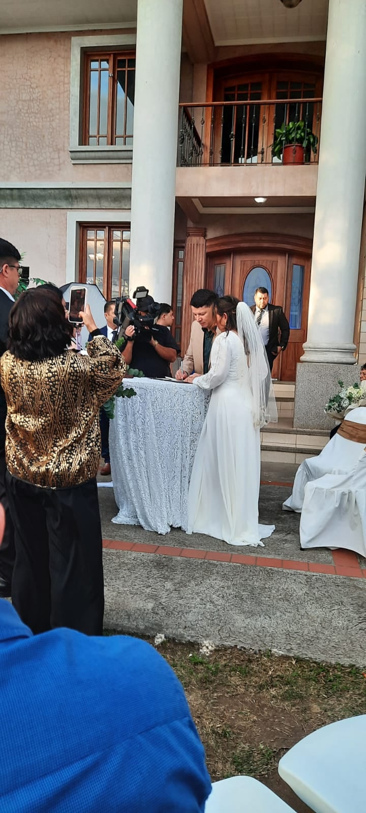 Boda Óscar López con la doctora Jessie Montes de Oca. Cortesía para La Teja