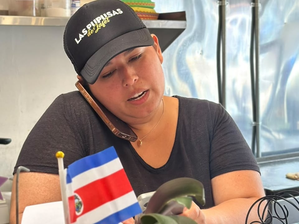 Jafet Jerez explicó a La Teja cuáles son los gastos que más golpean actualmente a sus pupuserías.