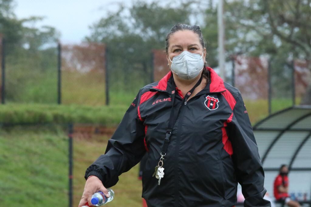 Mercedes Salas, futbol femenino Alajuelense