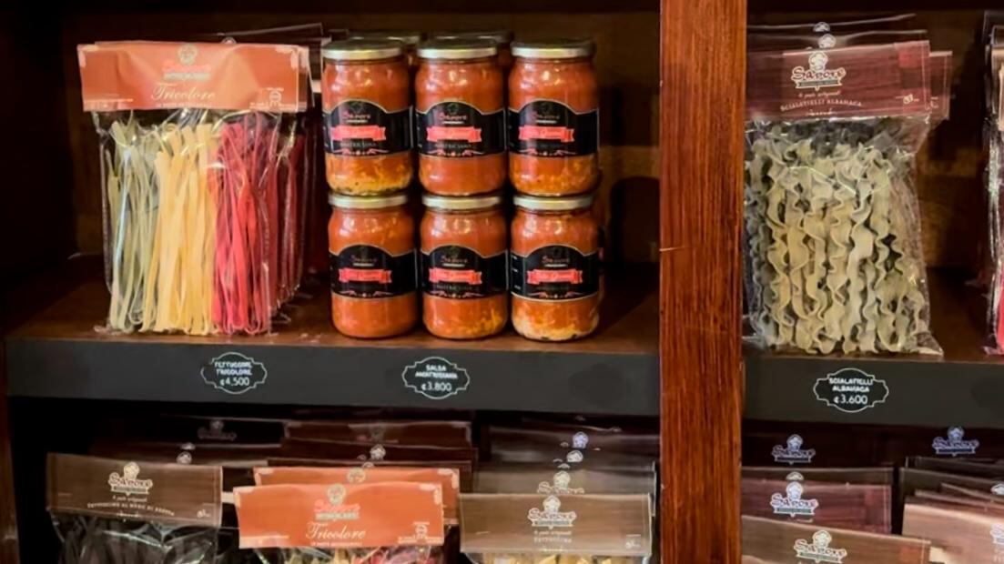 El restaurante tiene su propio laboratorio para la preparación de las carnes.
