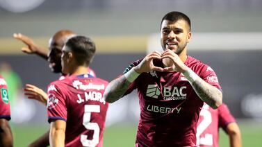 Saprissa les pide a sus aficionados apoyar a un reconocido exfutbolista