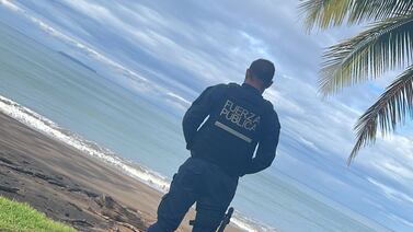 Un policía hizo uno de los primeros milagros del año al salvar a mamá e hijo de morir