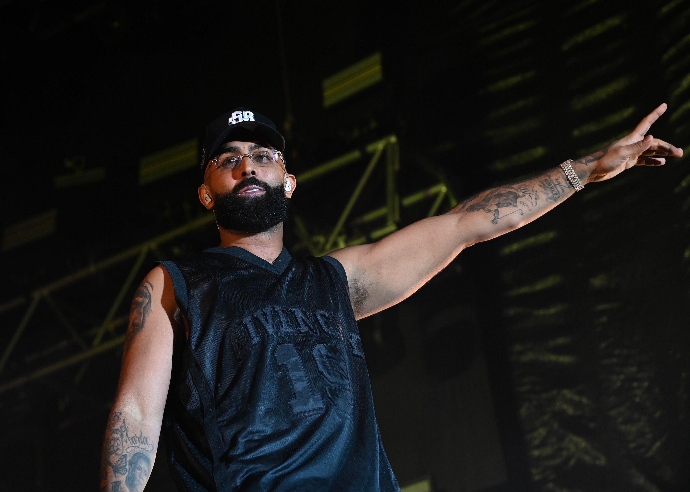 Eladio Carrión en concierto