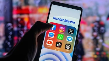 Bolados Legales: Acompañe a su hijo en el uso de las redes sociales