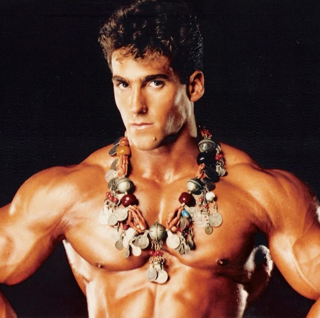 El fisicoculturista estadounidense Bob Paris vivió un calvario cuando contó que era homosexual. Instagram Bob Paris Fan Page.