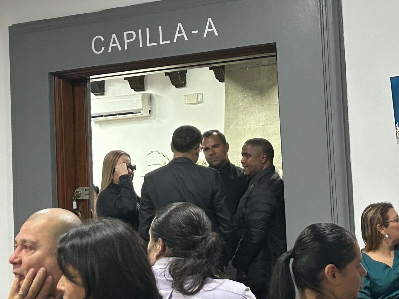 Ramón Luis Méndez es despedido por figuras muy conocidas de la tele, la radio y el fútbol