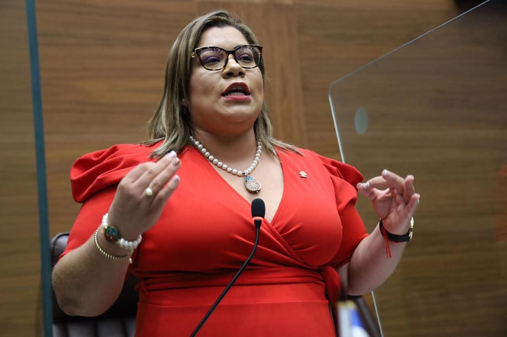 Katherine Moreira PLN