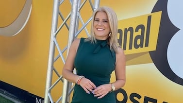 Hay algo por lo que la periodista Fabiola Herra no deja de sonreír