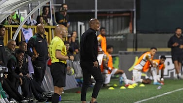 A Douglas Sequeira le pasó lo mismo que a Vladimir Quesada