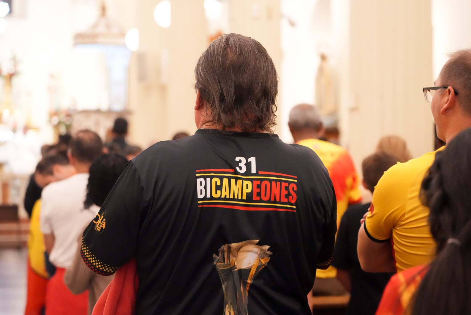 12/06/2025. Misa en celebración a los 104 años del Club Sport Herediano. Iglesia la Inmaculada, Heredia. Fotografía: Lilly Arce.