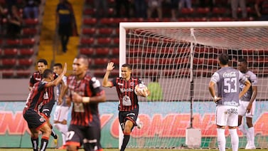 ¿Cuándo fue la última vez que otro de los equipos grandes se quedó fuera de las fases finales?