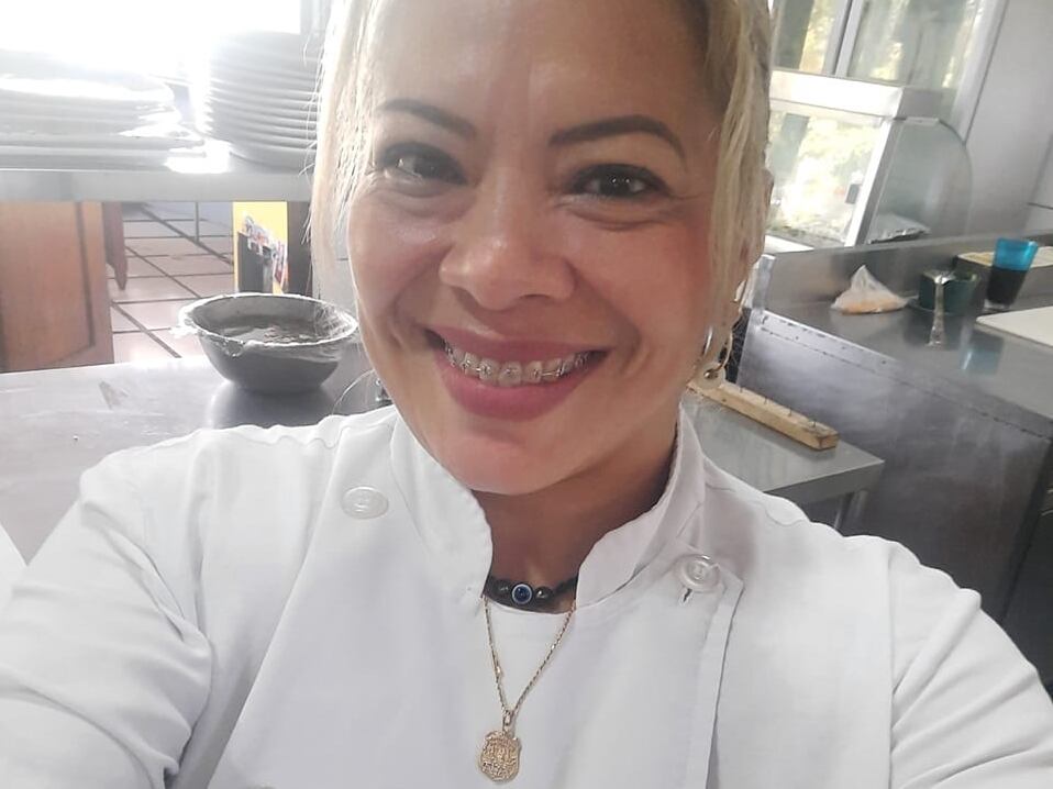 María Larios, mujer asesinada de varias puñaladas en Manuel Antonio. foto Facebook.
