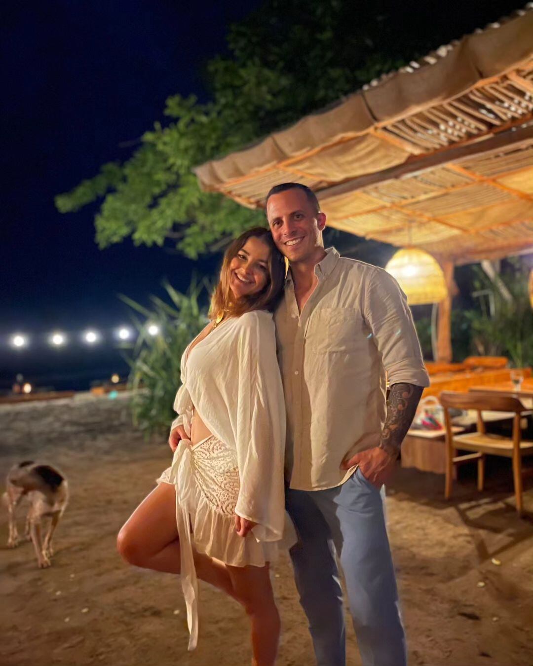 Daniel Vargas junto a su enamorada Shirley Álvarez