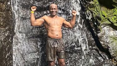 Cantante nacional descubrió el talento oculto de Tray Bennett, exjugador del Saprissa