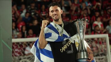 Creador de contenido internacional pide a jugador de Alajuelense para una selección campeona del mundo