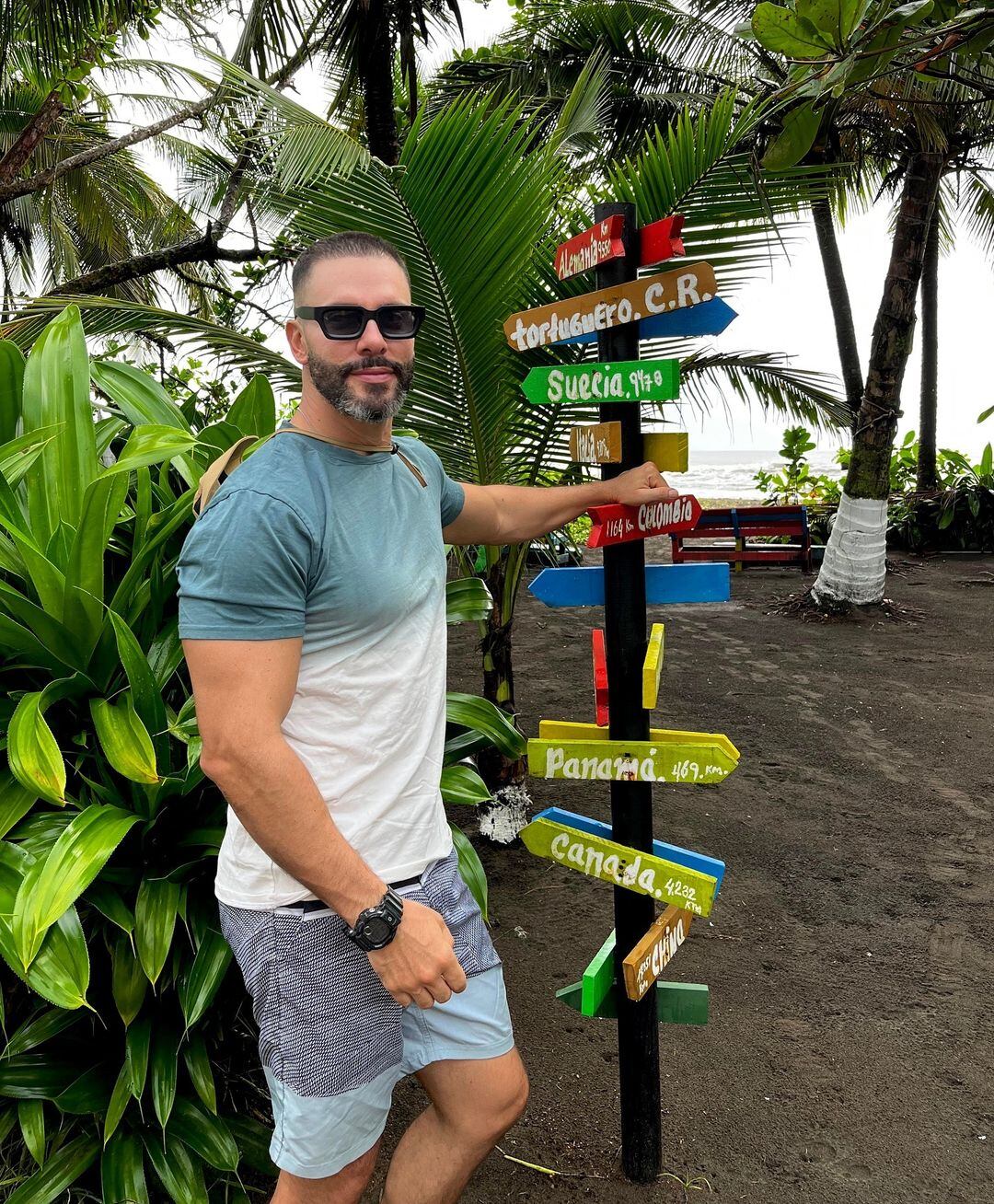 Daniel Carvajal vivió toda una aventura en medio del bosque de Tortuguero.