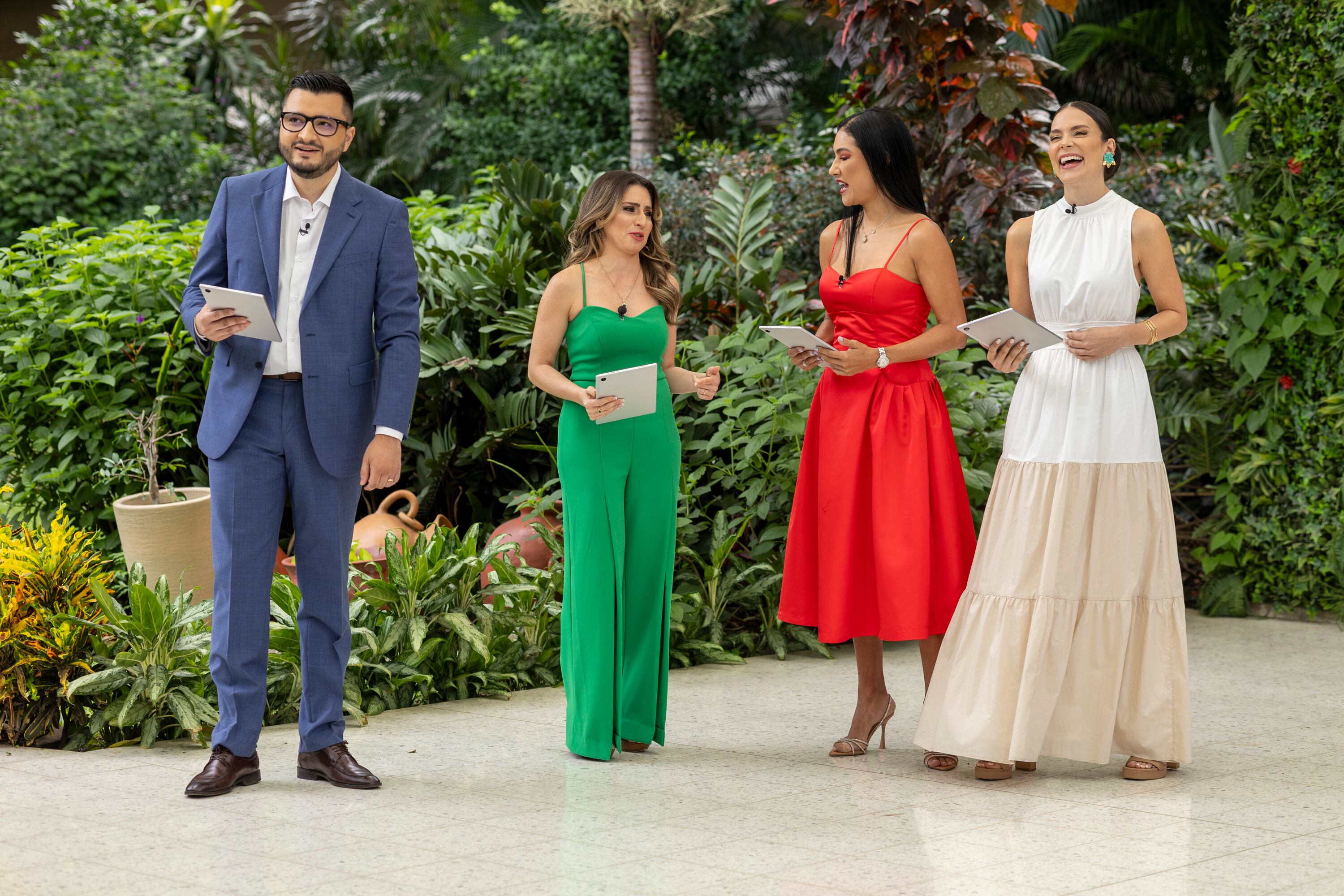 01/07/2024, San Jose, Teletica, inicio de los nuevos presentadores del programa Buen Día, Jennifer Segura, Daniel Céspedes, Natalia Monge y Nancy Dobles.