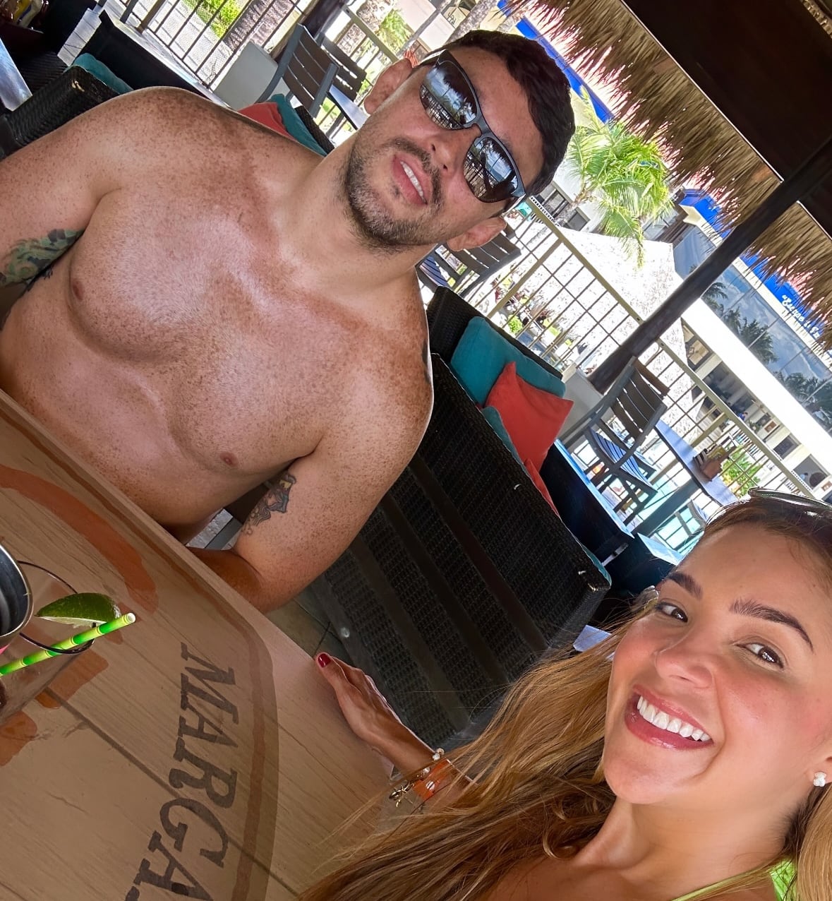 Ericka Morera habló sin pelos en la lengua sobre cómo es la relación de su novio, Rafael Parra, y de Majo Ulate, pareja de su exesposo Mauricio Hoffman, con Zoé, su única hija y la del presentador de canal 7.