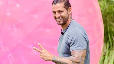 Tico William Mora está poniendo en forma a la exmiss Universo más famosa de todas