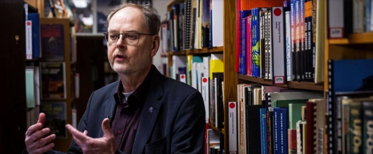 Biblioteca de lo paranormal