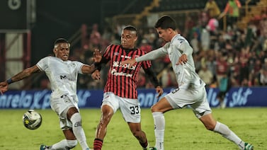 ¿Cuánto podría tardar Alajuelense en recuperar a Jeison Lucumí tras confirmar su lesión?
