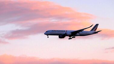 En el aeropuerto Juan Santamaría hay puestos de empleo y son ideales para gente que estudia