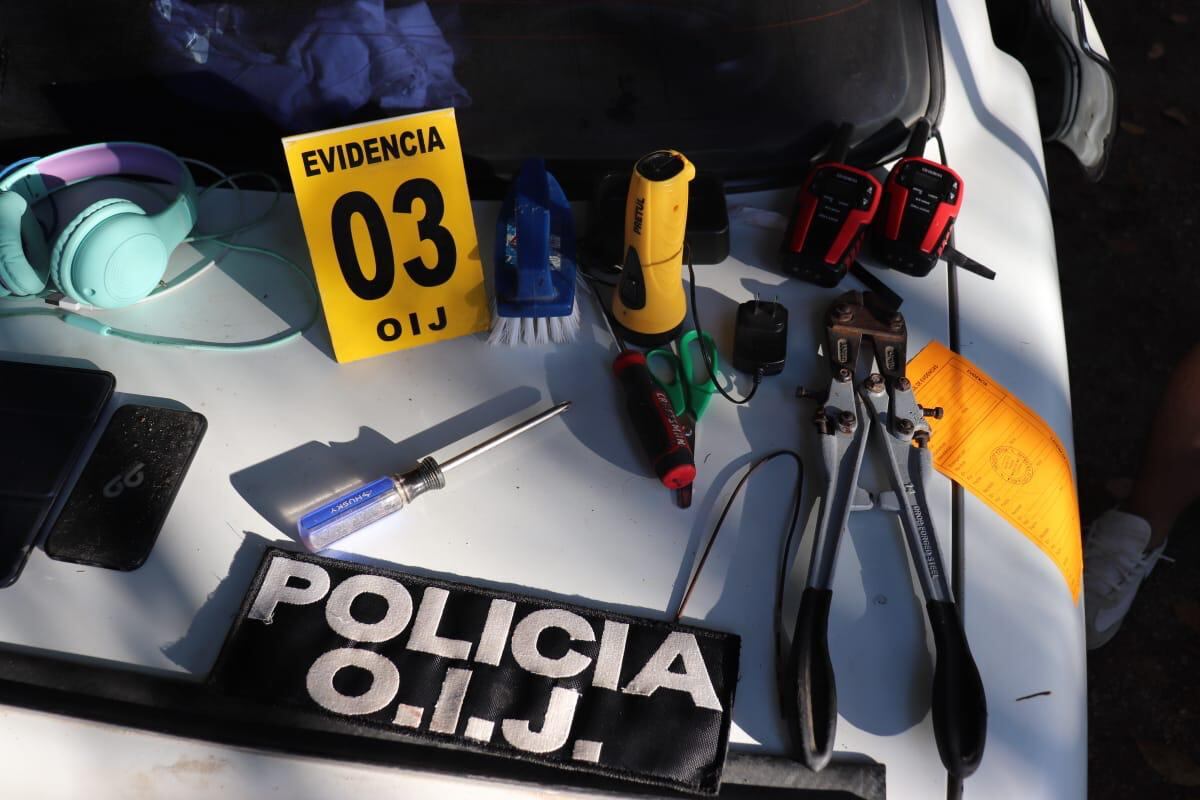 Detienen a siete sospechosos de integrar banda que al parecer robaba en casas de turistas en Guanacaste. Foto OIJ.