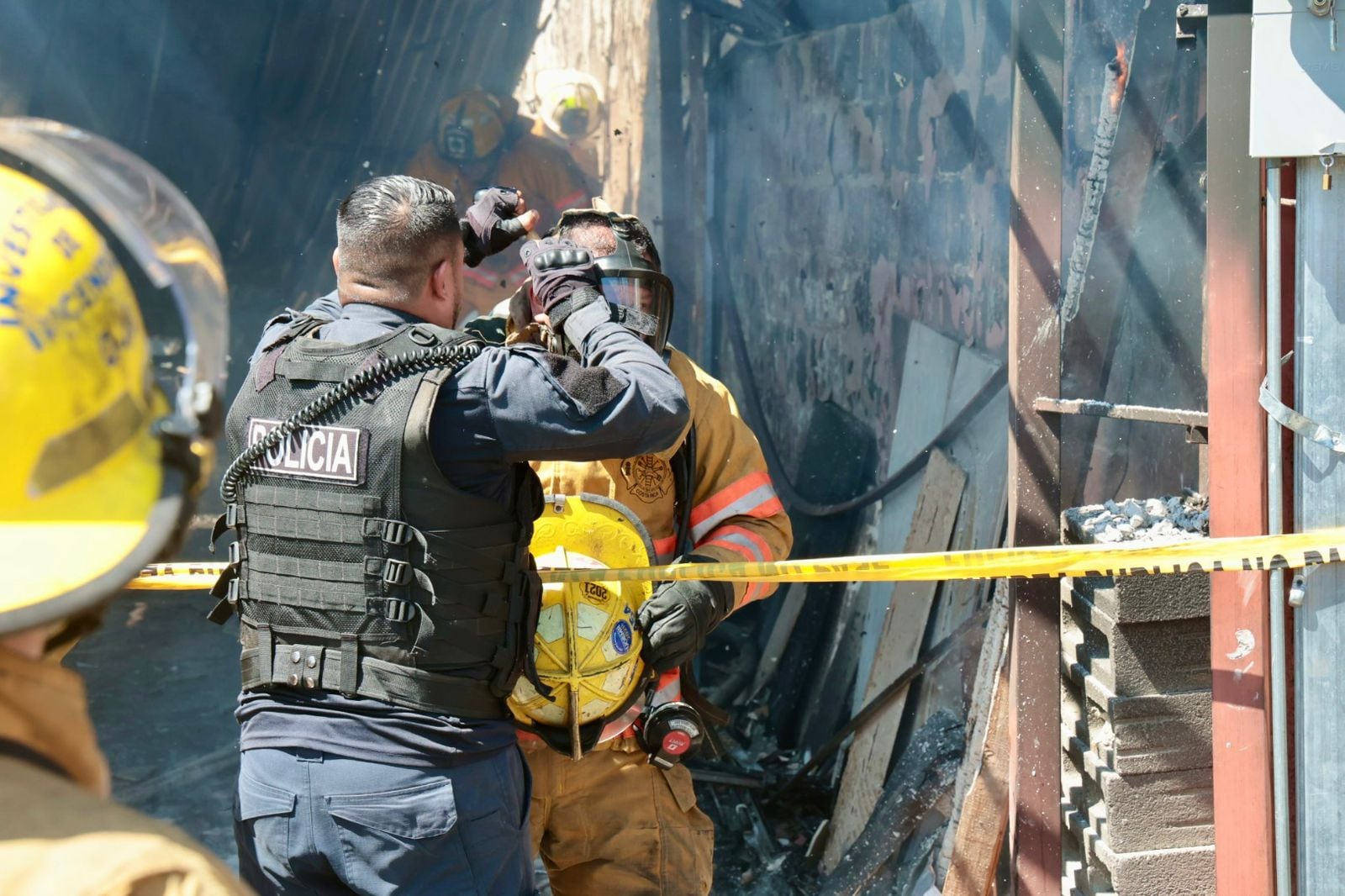 Tres niñas y un adulto fallecieron en un incendio que arrasó con una casa y una ebanistería en Quesada Durán, Zapote este miércoles 17 de diciembre.