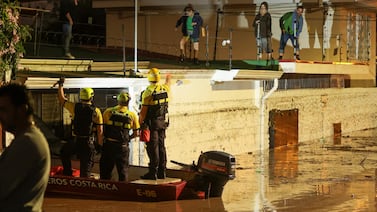 Municipalidades y UCR unen esfuerzos para atender emergencia por inundación en barrio Dent