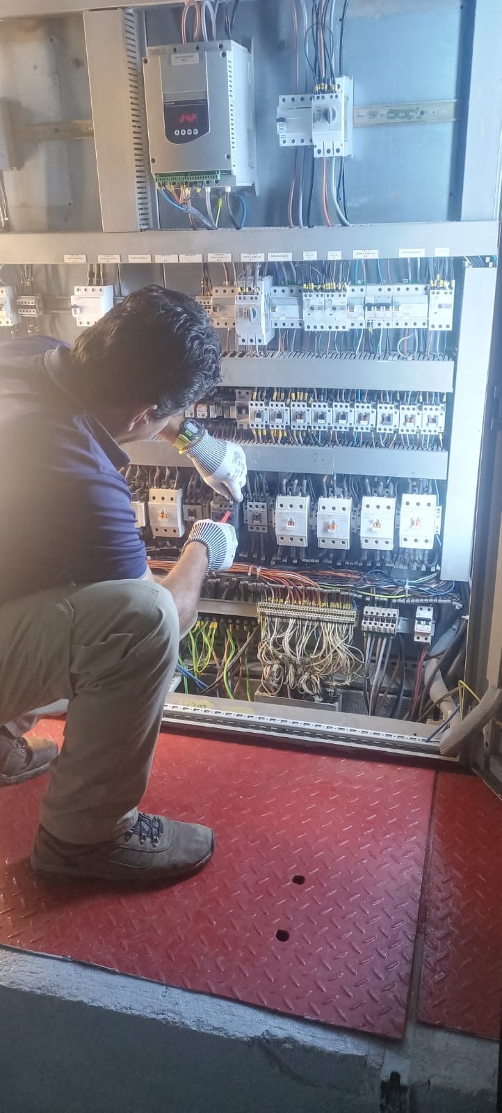 Juan José Ramírez Rojas, originario de San Jorge, en Rivas, Nicaragua, lleva 27 años en Costa Rica, pero todavía recuerda como si fuera ayer el día que tomó la decisión más dura, pero más acertada de su vida.