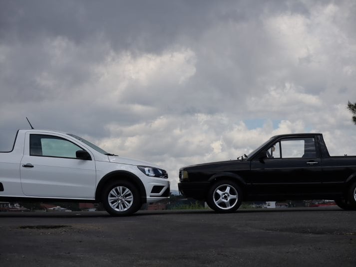 Un Volkswagen Saveiro de 1994 es el orgullo de don Emmanuel Pérez Barrantes, vecino de Calle Blancos, quien asegura que no lo cambia ni por el nietillo, un Saveiro nuevo de paquete, modelo 2020, el cual conoció cuando la familia se juntó parara que abuelo y nieto compartieran un rato.