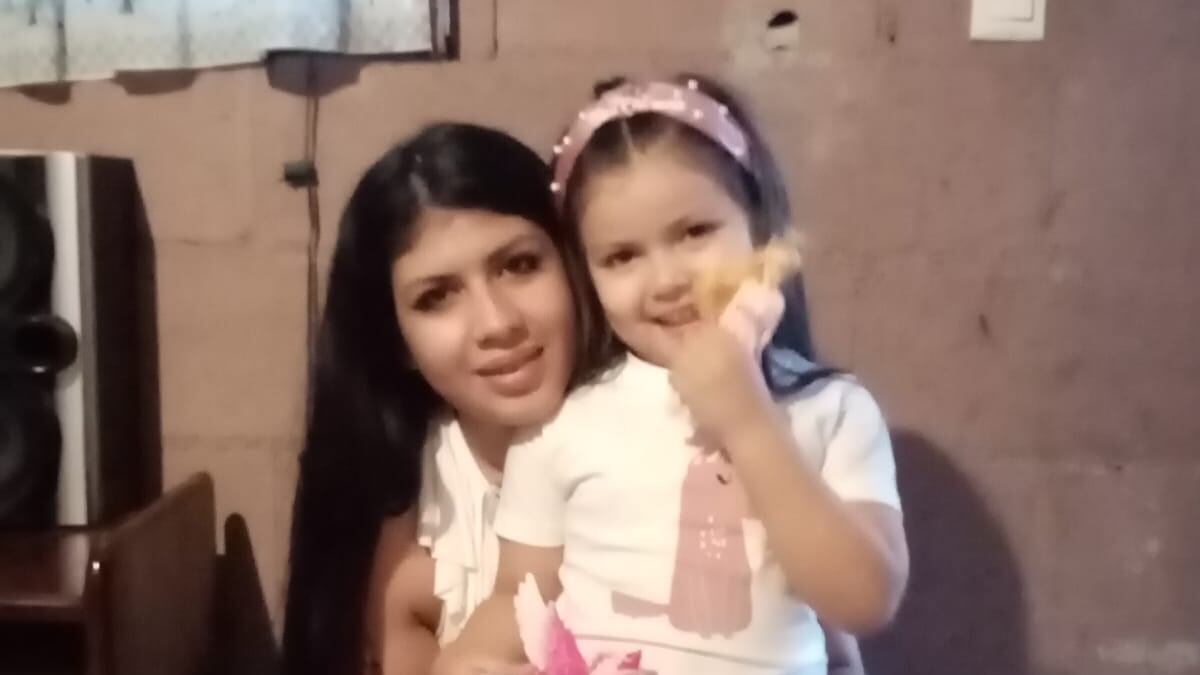Escarleth Paola Ugarte Carmona, de 22 años, tenía 5 meses de embarazo y la mataron de varios balazos, dejó una hija de 6 años. Foto: Autorizadas por Ericka Carmona para LT