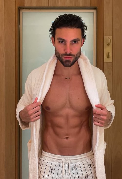 Jesse Del Valle, modelo y presentador de televisión