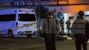 Lo que ocurrió entre una moto y una ambulancia terminó en tragedia en Cartago