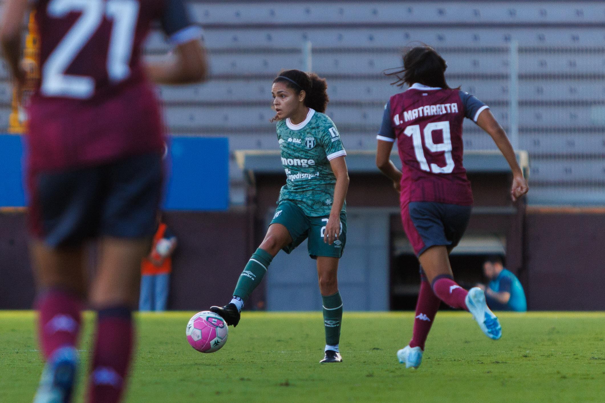 Saprissa vs Alajuelense, semifinal fútbol femenino, estadio ricardo saprissa