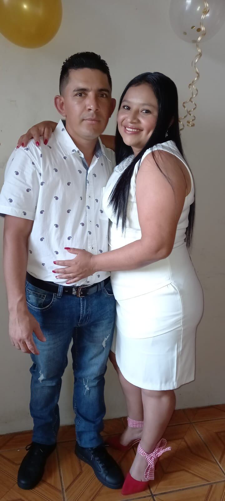 Samuel Serrano Gutiérrez, de 38 años y Maura Elins Pacheco Rodríguez de 36 años murieron cuando viajaban en bicimoto y fueron embestidos por un carro en Escazú que les provocó la muerte. Foto: Cortesía María Serrano para La Teja