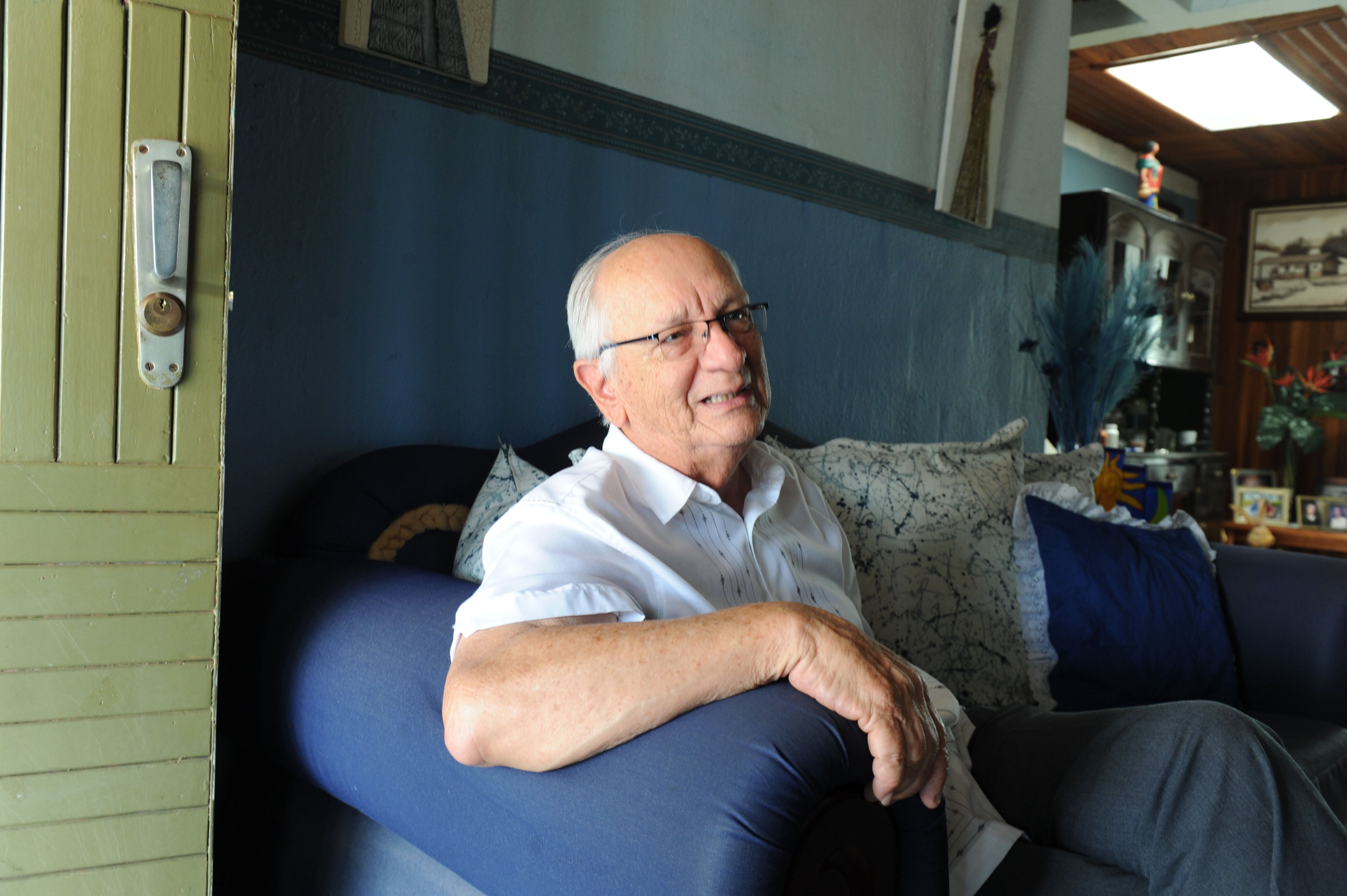 Sr Carlos Houed Jiménez