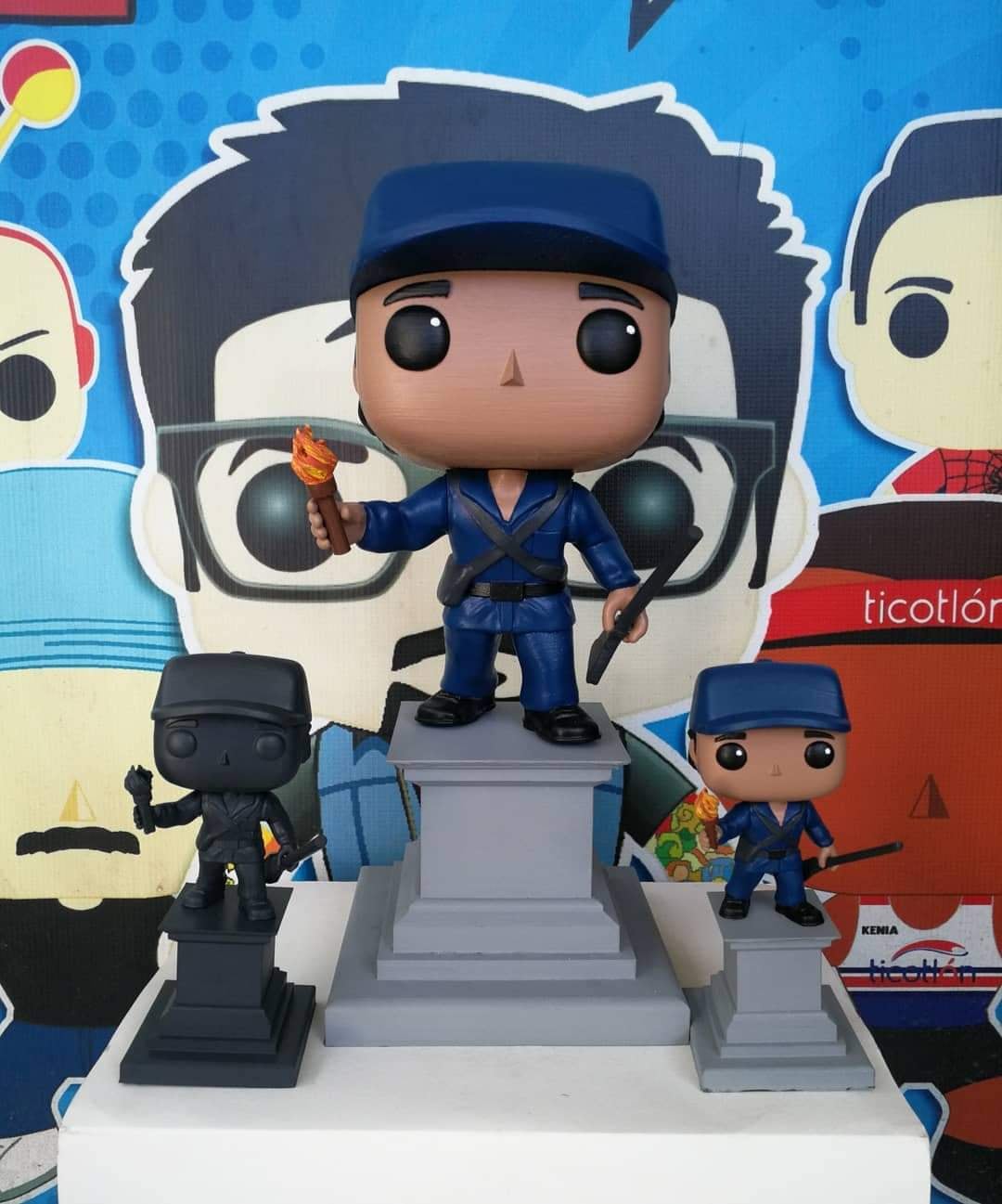 El artista costarricense, Maikol Villalta Rodríguez, un josefino de 37 años, quien trabaja creando este tipo de muñecos, también conocidos como pop, fue el encargado de convertir al tamborcillo alajuelense, 165 años después de su muerte el 11 de abril de 1856, en un muñequito coleccionable