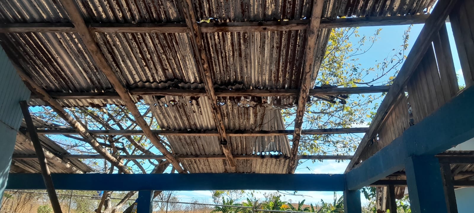 सरडे बीच शाळा