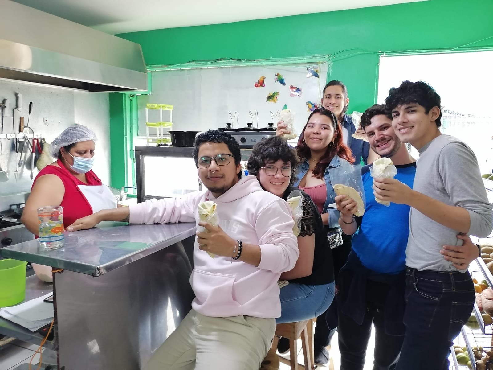 Arlen Patricia Ruiz es una nicaragüense muy empuchada que tiene un local de comidas